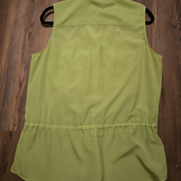 Michael Kors Green Sleeveless Tunic with Mandarin Collar - Picture 8 of 9
